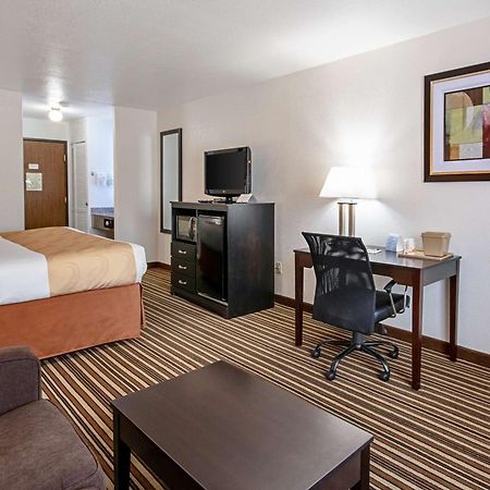 Quality Inn Dodge City Esterno foto