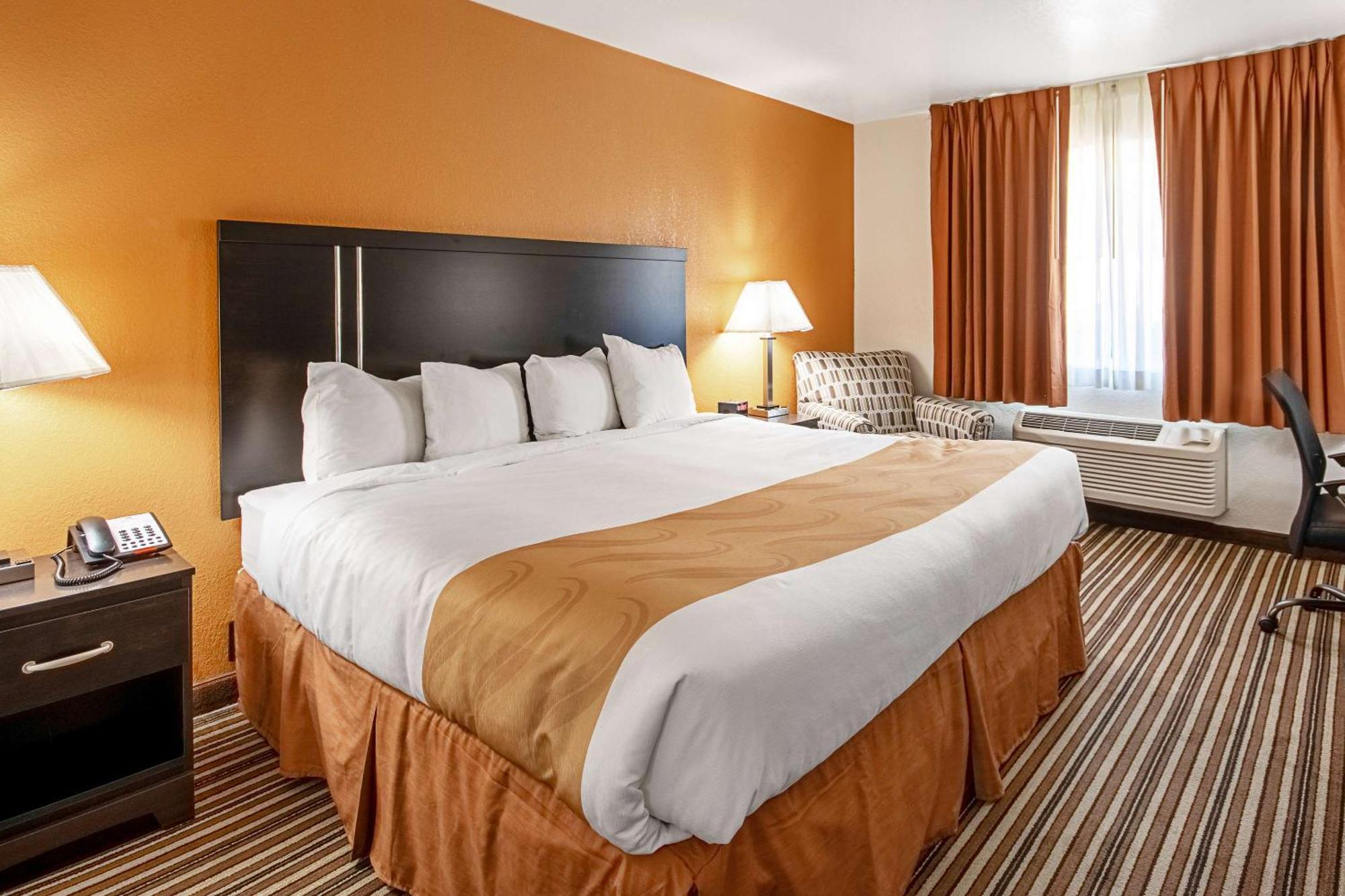 Quality Inn Dodge City Esterno foto