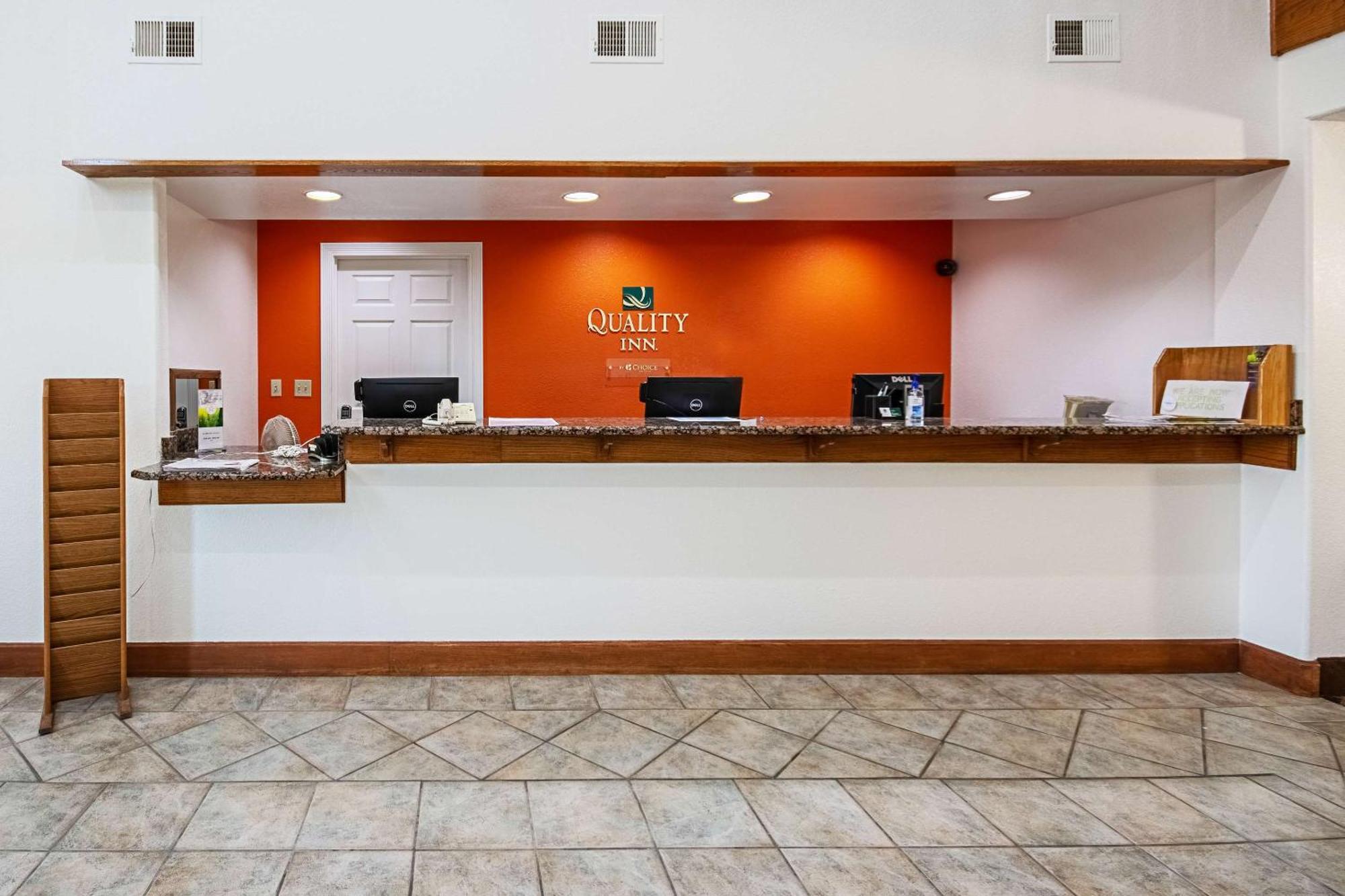 Quality Inn Dodge City Esterno foto