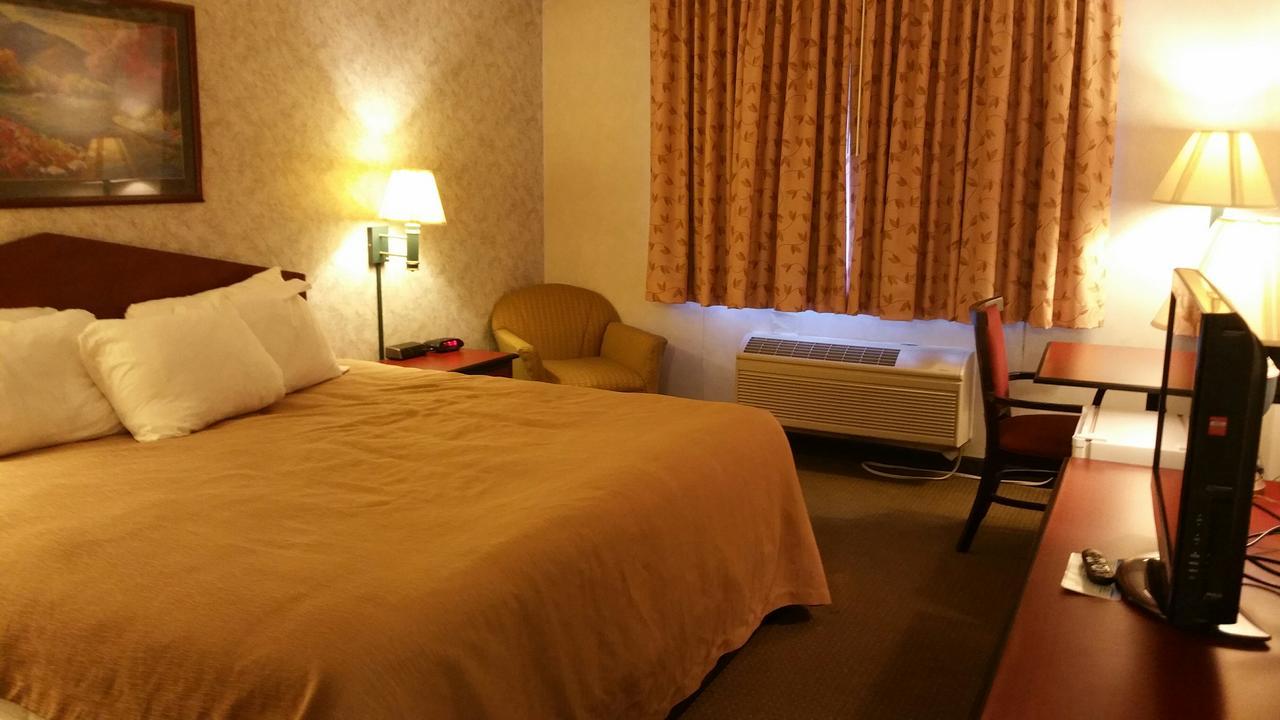 Quality Inn Dodge City Esterno foto