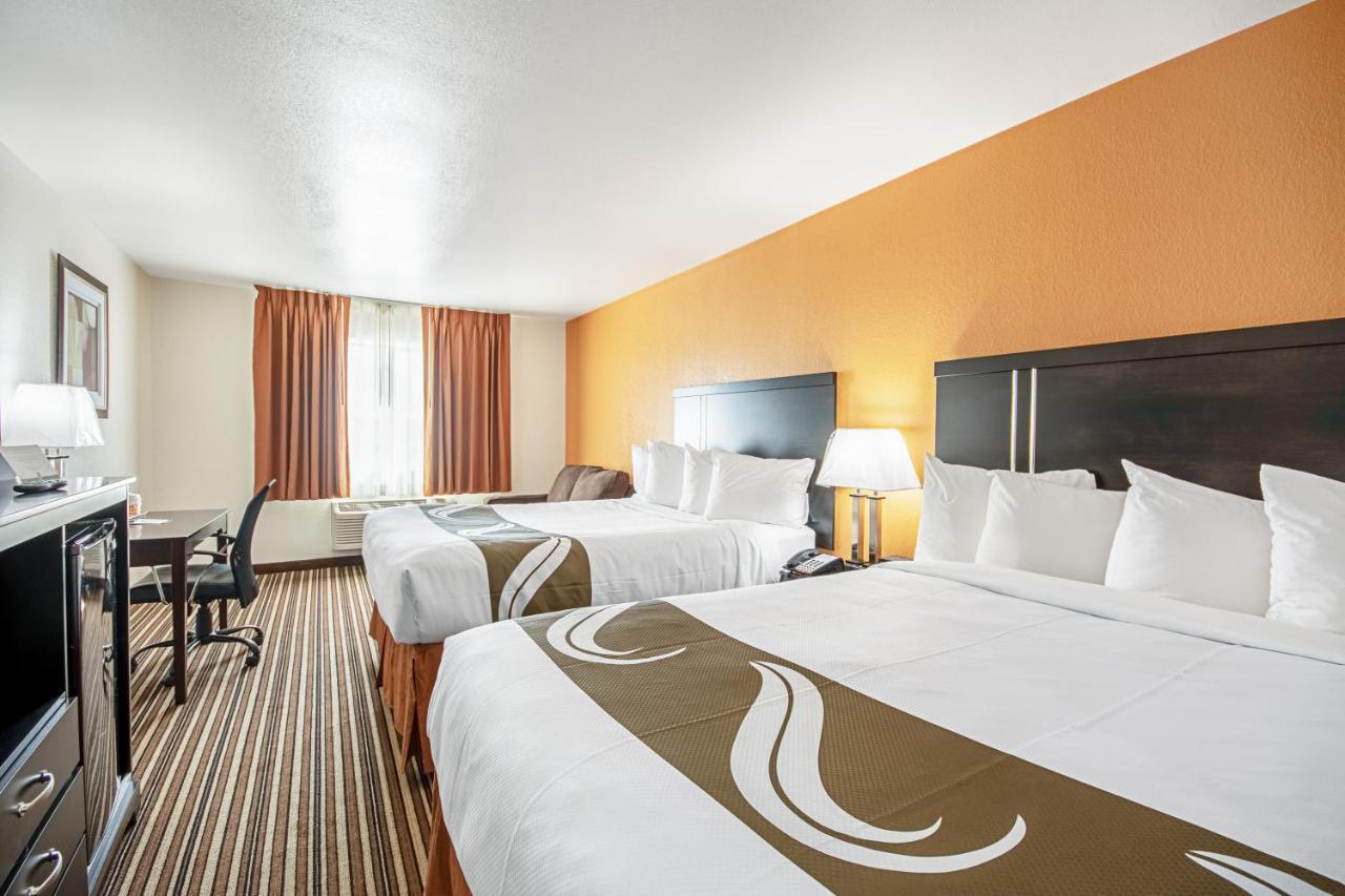 Quality Inn Dodge City Esterno foto