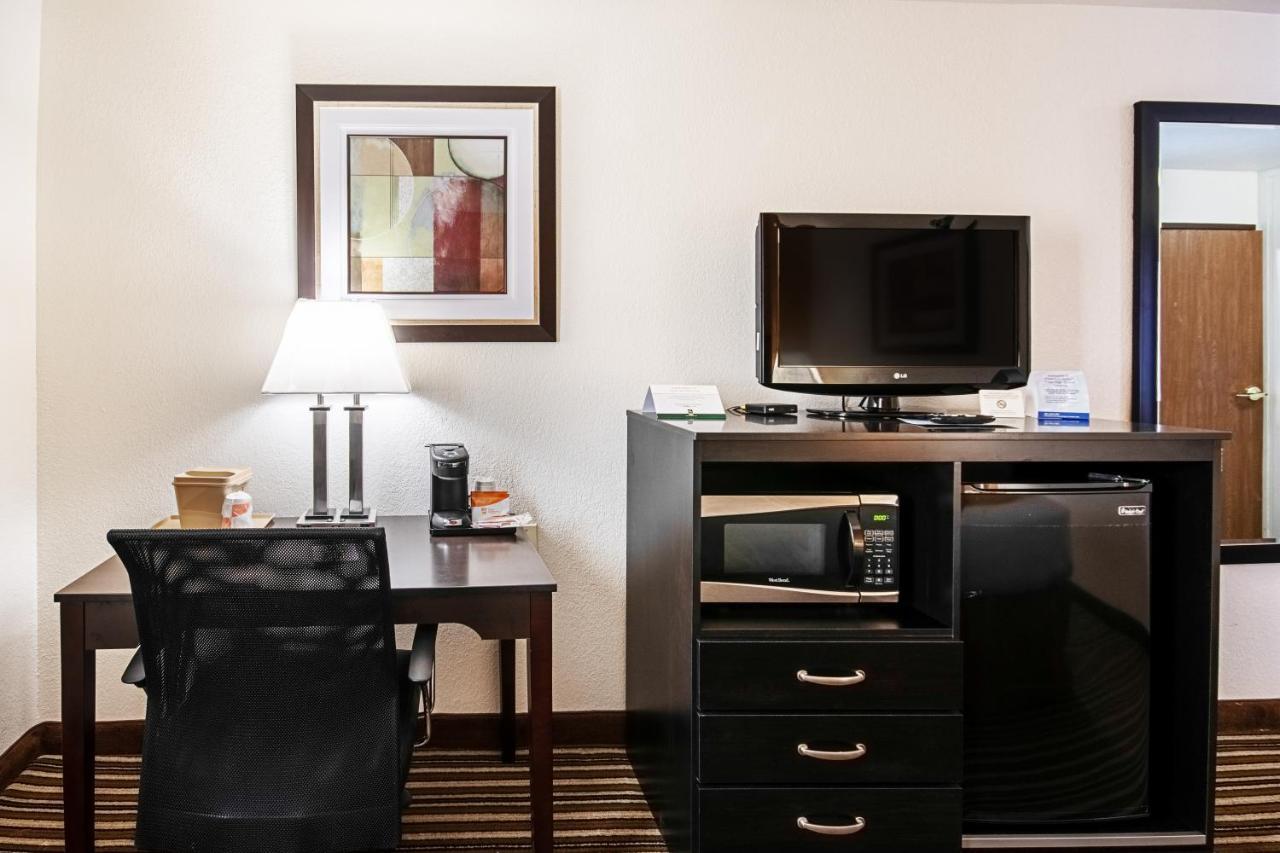 Quality Inn Dodge City Esterno foto